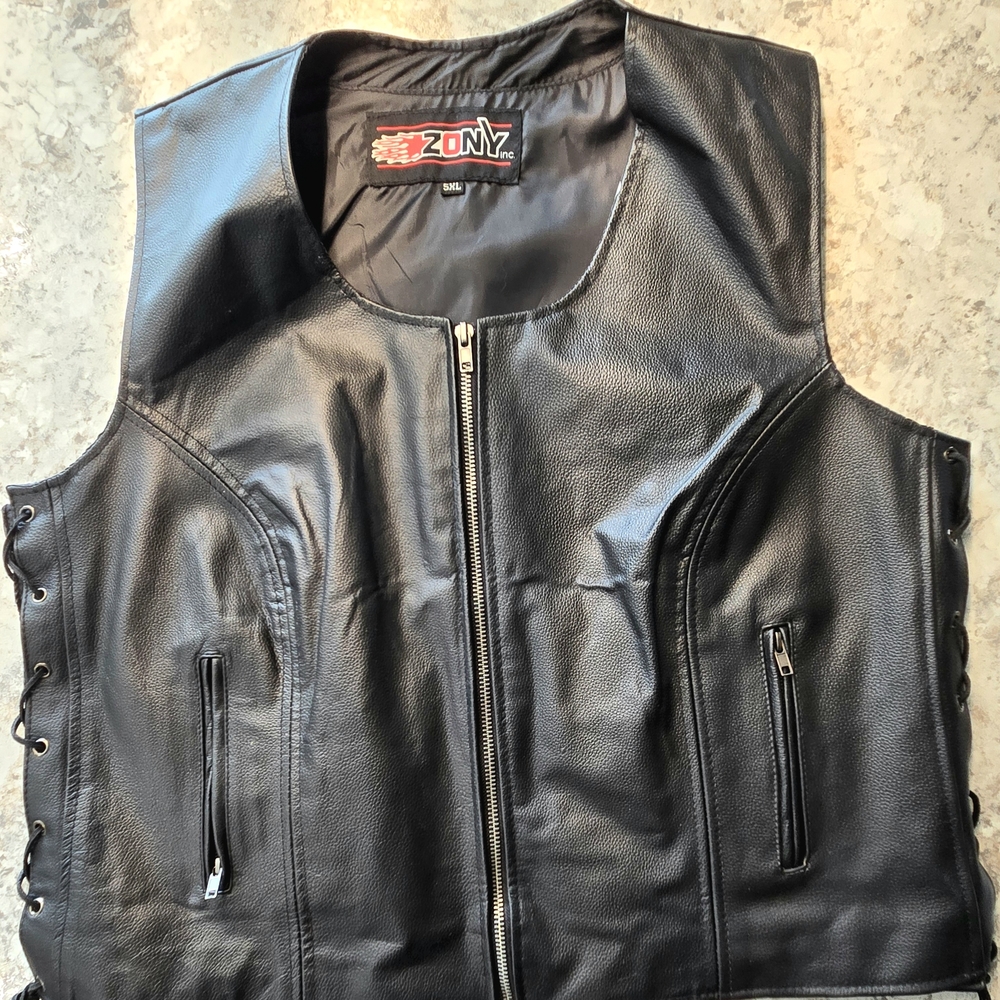 Women's Plus Size Leather Motorcycle Riding Vest 5W